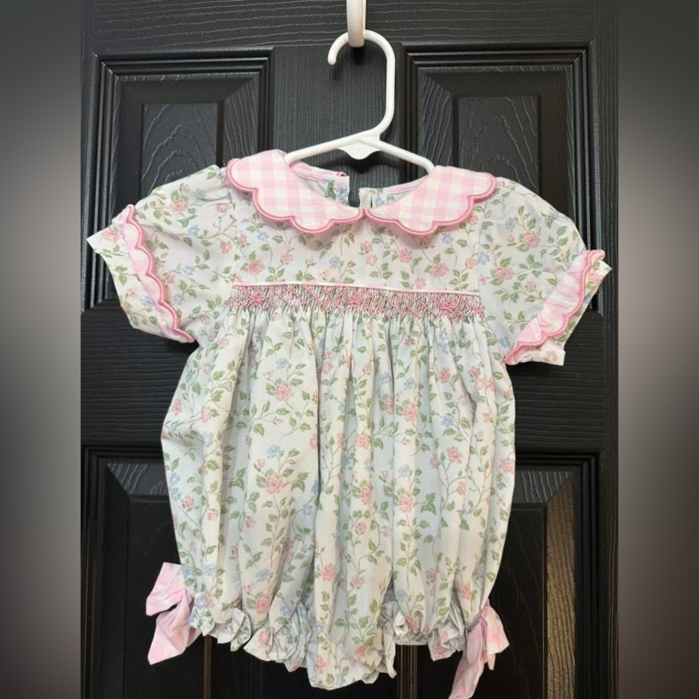 Smocked bubble